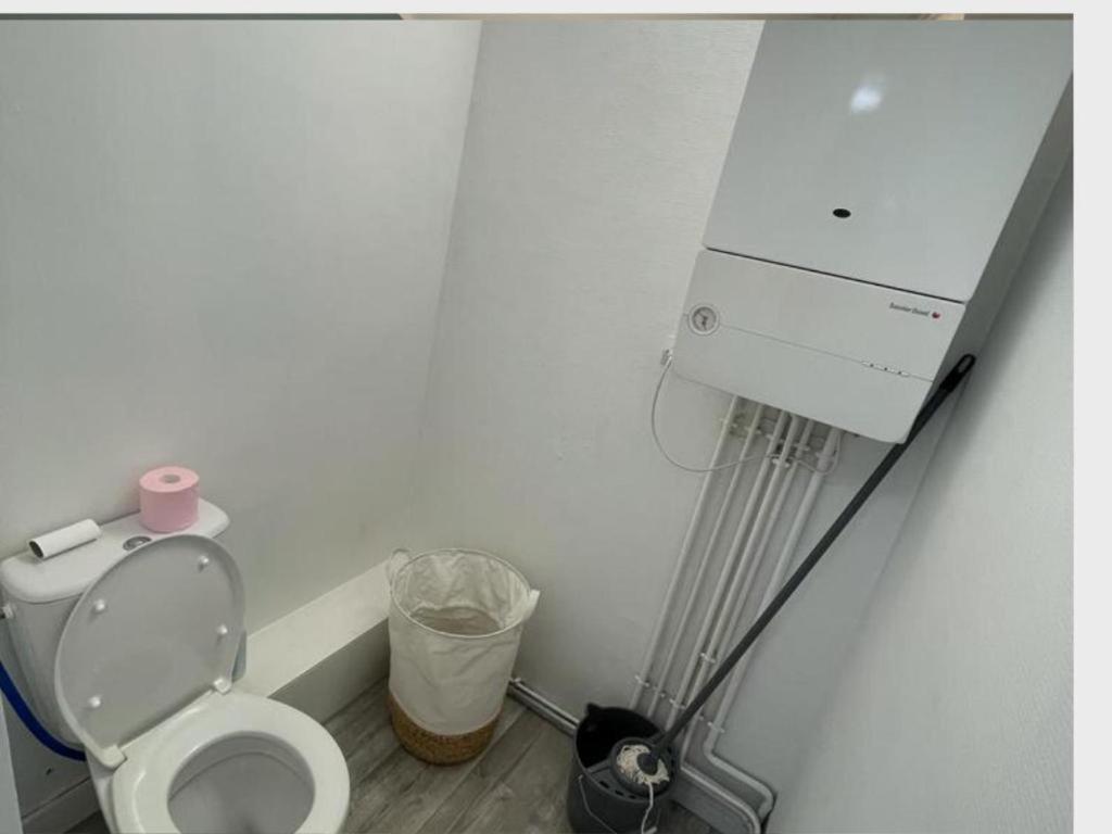 -Le Petit Rochelais- Centre Ville, Stationnement, Netflix - Ideal Couples, Familles, Business Niort Zewnętrze zdjęcie