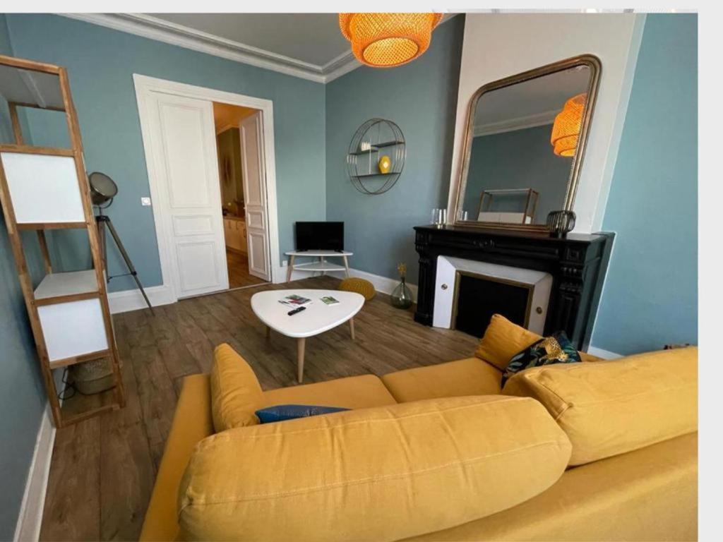 -Le Petit Rochelais- Centre Ville, Stationnement, Netflix - Ideal Couples, Familles, Business Niort Zewnętrze zdjęcie