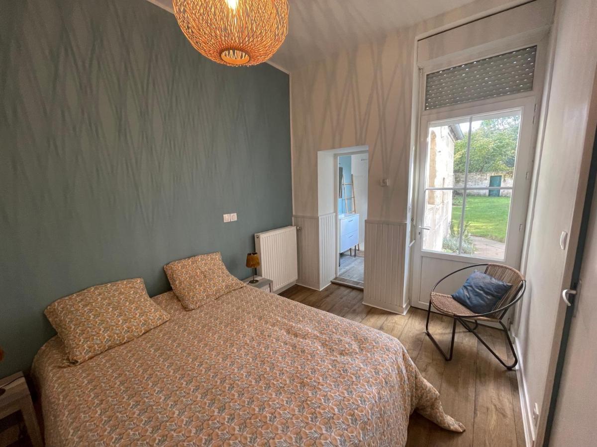 -Le Petit Rochelais- Centre Ville, Stationnement, Netflix - Ideal Couples, Familles, Business Niort Zewnętrze zdjęcie