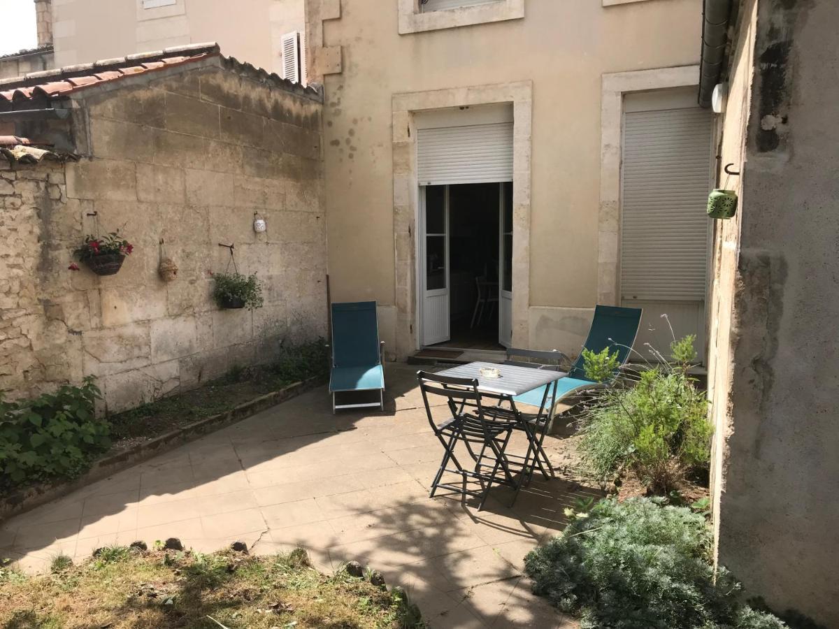 -Le Petit Rochelais- Centre Ville, Stationnement, Netflix - Ideal Couples, Familles, Business Niort Zewnętrze zdjęcie